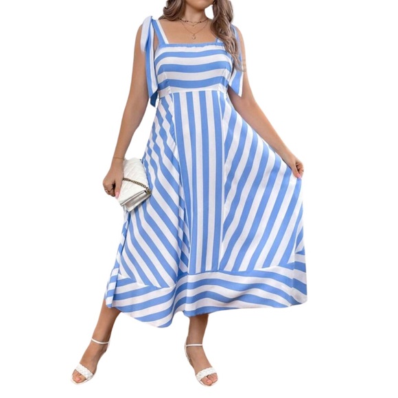 🍭 PLUS Stripe Dress 🍭 - Picture 3 of 5